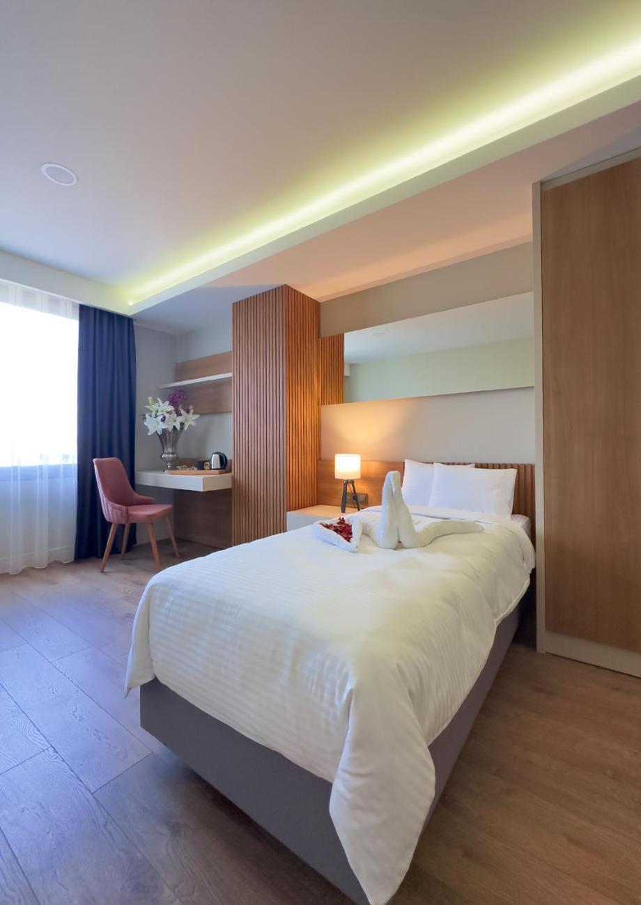Hotel Frezya - Exclusively Woman Istanbul Exterior foto